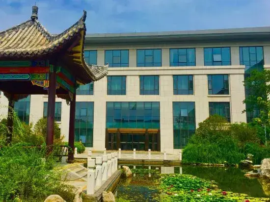 Mengjin: Xiaolangdi Zhongzhou International Hotel
