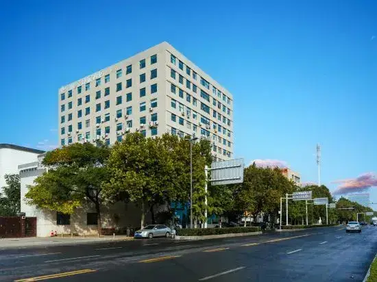 Чжэнчжоу: Homeinn Hotel (Zhengzhou Futao East Subway Station)