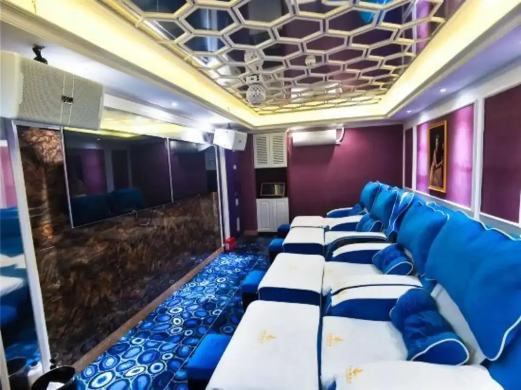 Фошань: Yiyi Chain Hotel (Foshan Sanshui Plaza Branch)