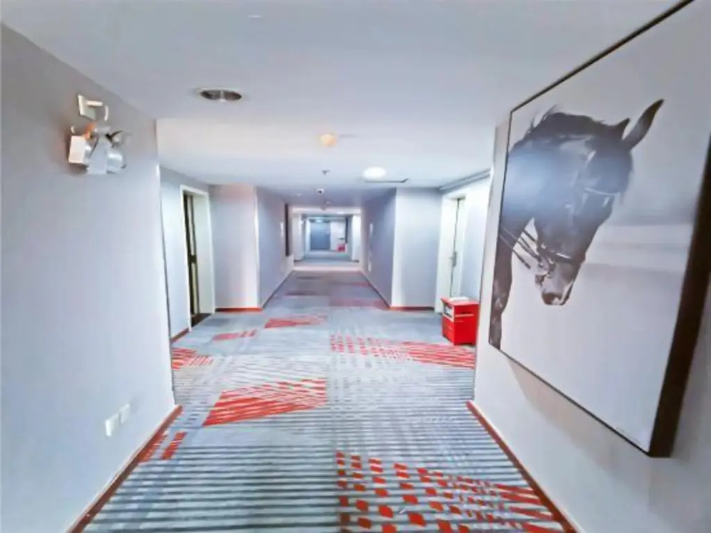 Фошань: Yiyi Chain Hotel (Foshan Sanshui Plaza Branch)