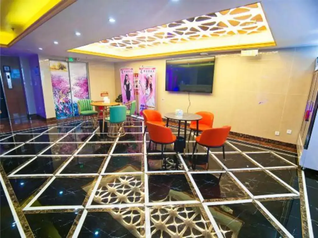 Фошань: Yiyi Chain Hotel (Foshan Sanshui Plaza Branch)