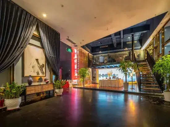 Чжэнчжоу: Huafeng Laiwangda Hotel