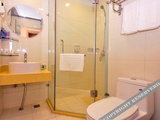 Цзинань: Ginza Jiaxuan Hotel (Jinan Wuyingshan Road PLA 96〇 Hospital Bus Terminal Branch)
