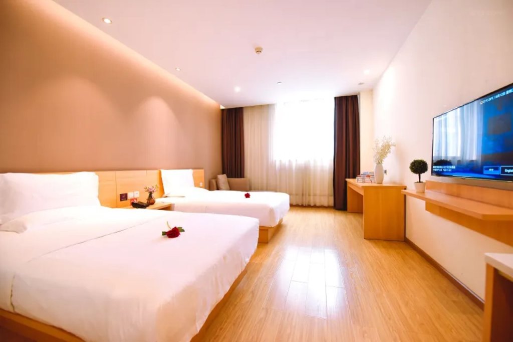 Чунцин: 7 Days Premium Hotel (Chongqing Longtousi North Railway Station Center)
