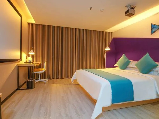 Тайюань: Y Hotels