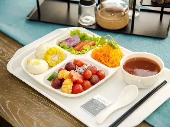 Тайюань: Y Hotels