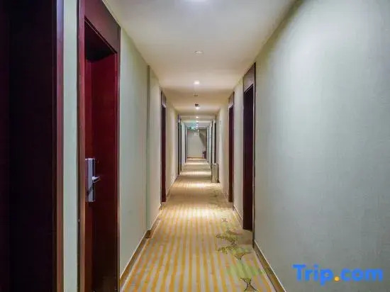 Ханчжоу: Homeinn Pebble Hotel (Hangzhou California Sunshine Jinji Road Subway Station)