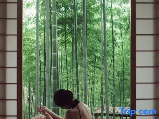 Хучжоу: Anji Jane Eyre Hot Spring B&B