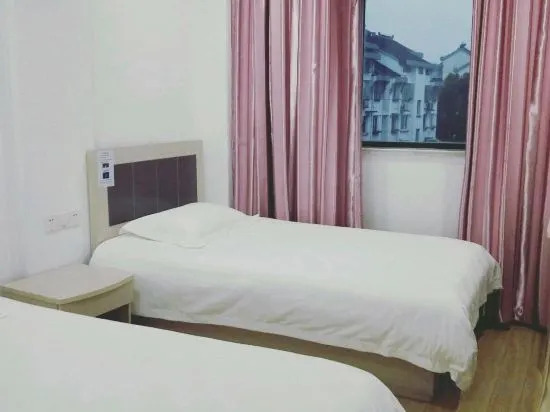 Шанхай: Shanghai Jinxiang Hotel (Zhujiajiao Ancient Town)