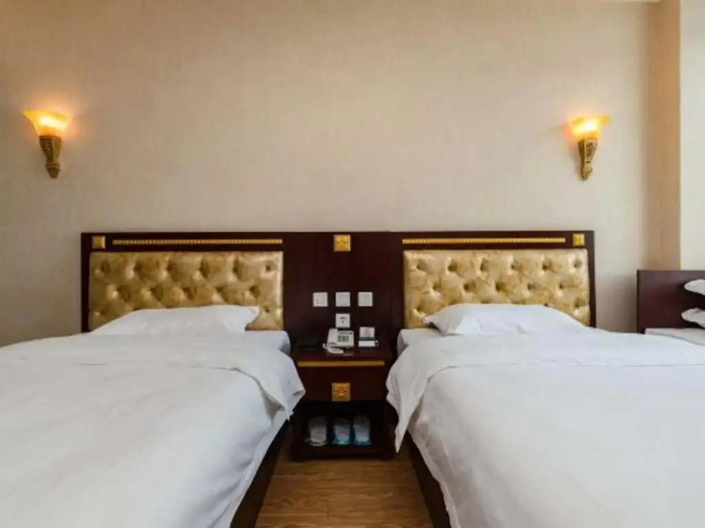 Яньтай: Geluo Business Hostel