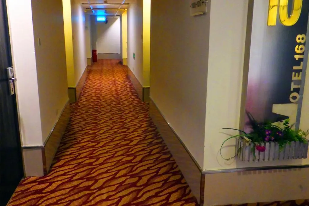 Ухань: Motel Wuhan Yellow Crane Tower Shouyi Square Fuxing Road Metro Station