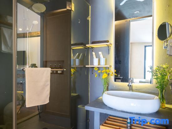 Suzhou Xishan egret waterfront Hostel — фото 1