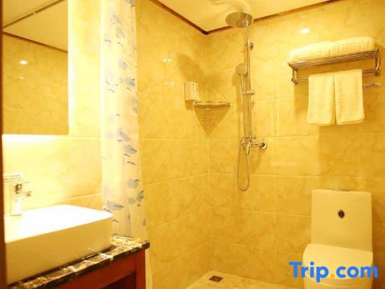 Пекин: Super 8 Hotel (Beijing Tian'anmen Wangfujing Pedestrian Street)