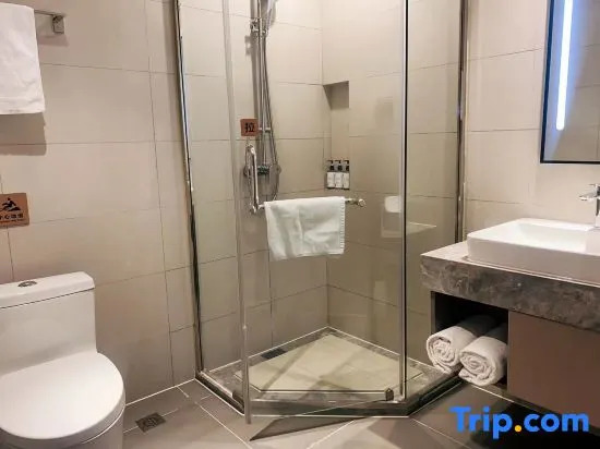 Сиань: Homeinn Selected Hotel (Xi'an Northwest University of Political Science and Law Mingdemen Zhuque Avenue)