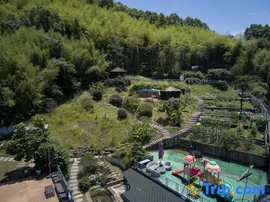 Хучжоу: Huazhuyue·Moganshan Yunjipo Hot Spring Beauty Villa (Houwu Transfer Center Store)