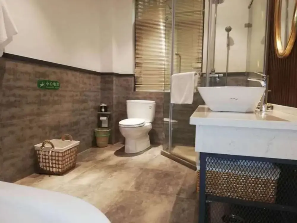Хучжоу: Huazhuyue·Moganshan Yunjipo Hot Spring Beauty Villa (Houwu Transfer Center Store)