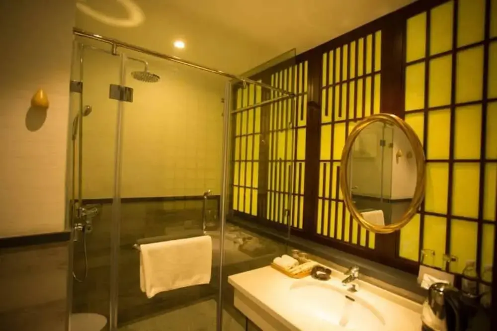 Хучжоу: Huazhuyue·Moganshan Yunjipo Hot Spring Beauty Villa (Houwu Transfer Center Store)