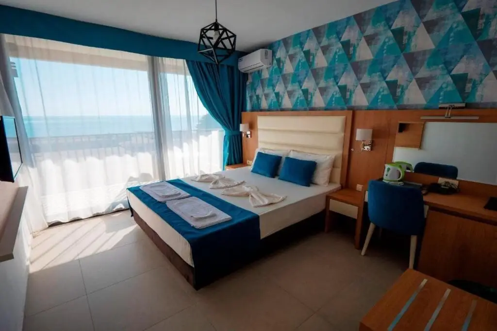Чань: Pearl Beach Resort