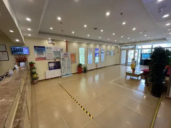 Хух-Хото: Homeinn Hotel (Hohhot Wanda Plaza Exhibition Hall Subway Station)