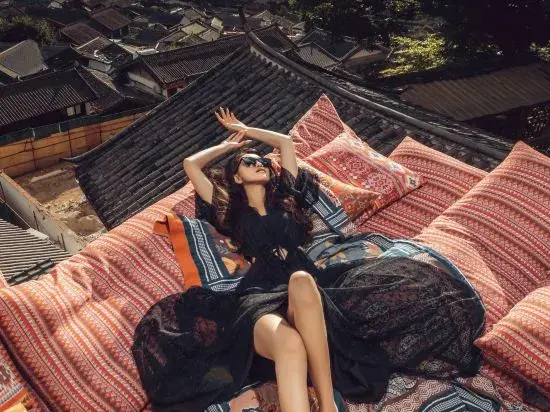 Лицзян: Lijiang Ancient City Meets Jiaren · White Horse Light Luxury · Snow Mountain View Homestay