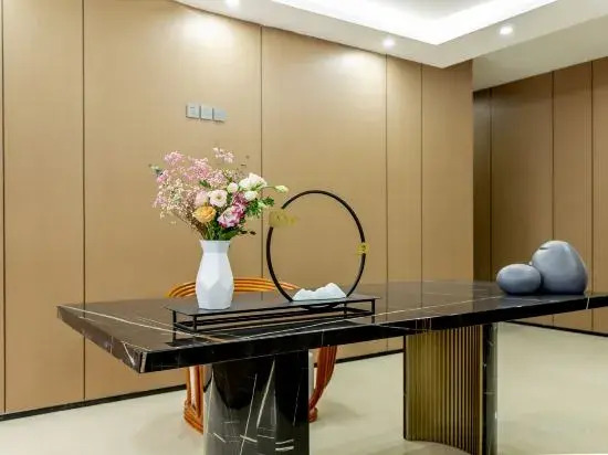 Чэнду: QingzhuHotel·Tianyi Select (Shuangliu International Airport)