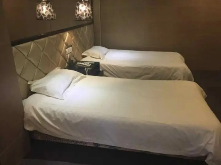 Нанкин: Qingmu Hotel (Nanjing Jiangning Wanda XinTing Road Subway Station)
