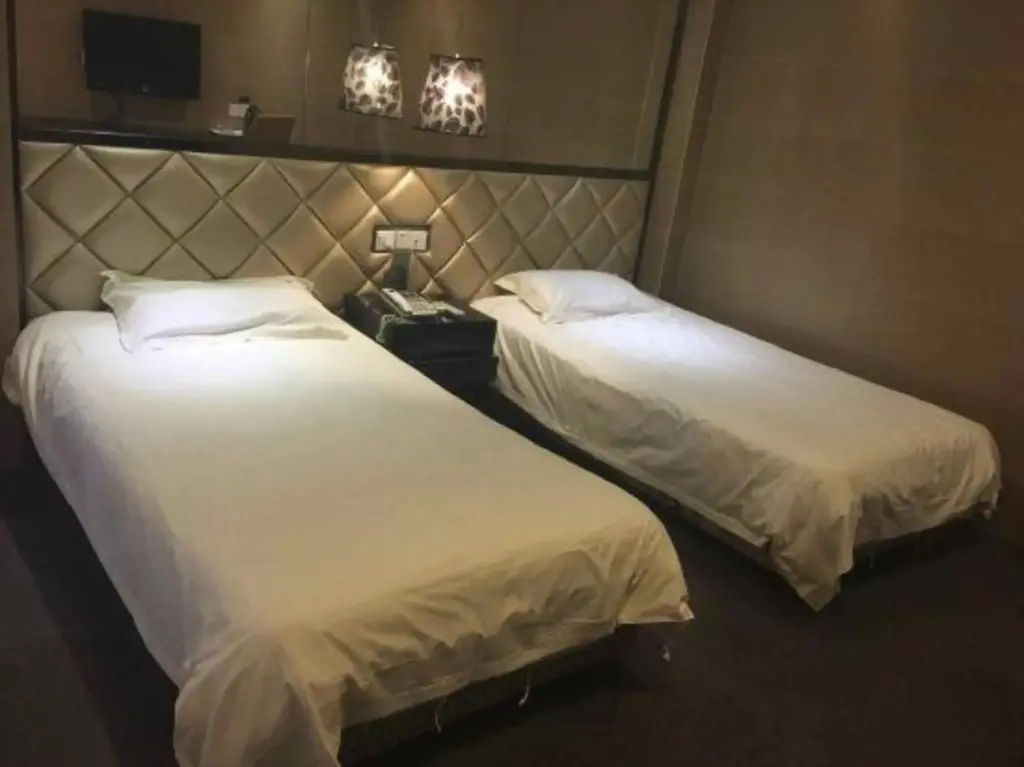 Нанкин: Qingmu Hotel (Nanjing Jiangning Wanda XinTing Road Subway Station)