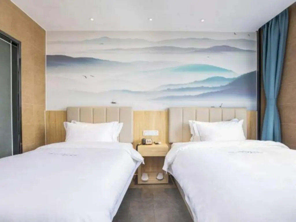 Нанкин: Qingmu Hotel (Nanjing Jiangning Wanda XinTing Road Subway Station)