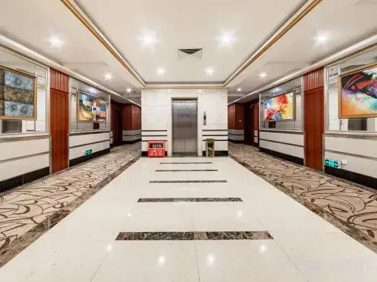 Фошань: Foshan Shunde Carnival Hotel (Shunlian Plaza Jinlong Subway Station)