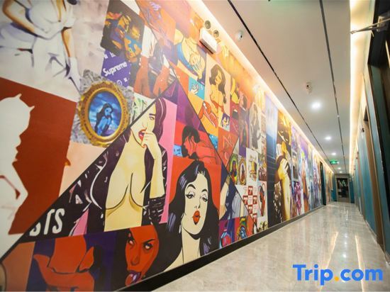 Цзаочжуан: Zaozhuang Ruyue Film Theme Hotel