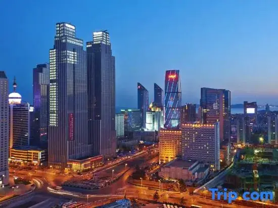Циндао: Yuelan Seaview Hotel Apartment (Qingdao May Fourth Square China Railway Center)