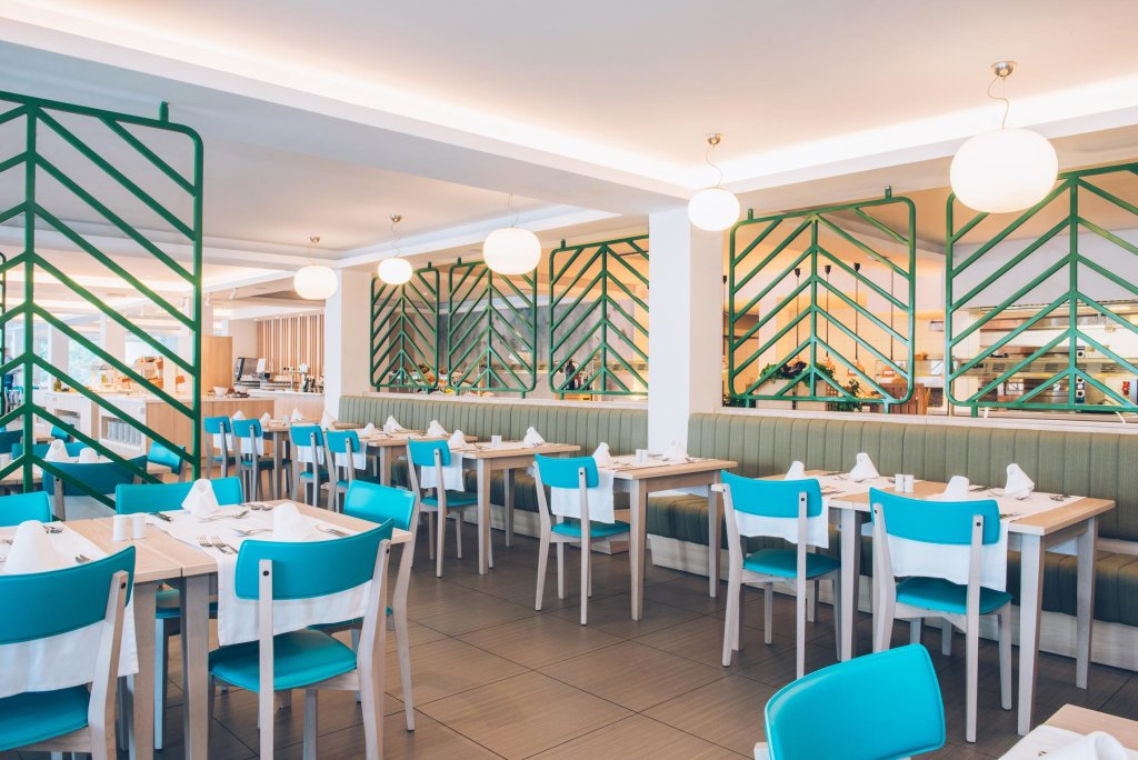 Игало: Отель Iberostar Herceg Novi