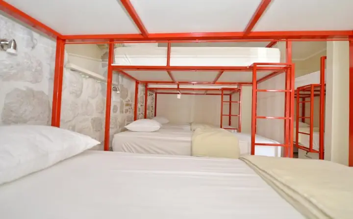 Доброта: Hostel Pupa