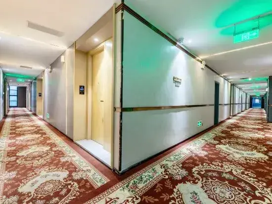 Шэньчжэнь: 7Days Inn Hotel (Shenzhen Science and Technology Park Subway Station Vientiane City)