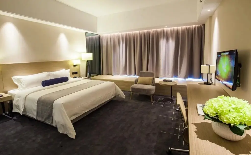 Фошань: King's land Linxi Hotel