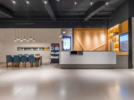 Тяньцзинь: Orange Hotel Select (Tianjin Konggang Shengyu Building)
