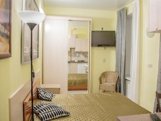 Санкт-Петербург: Apartment 15 Liniya V.O. 22