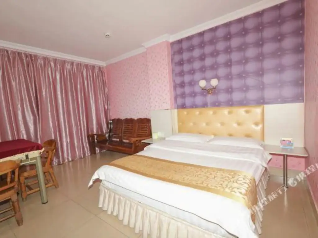 Шэньчжэнь: Kanghua Hotel (Shenzhen Gongming Square Subway Station Branch)