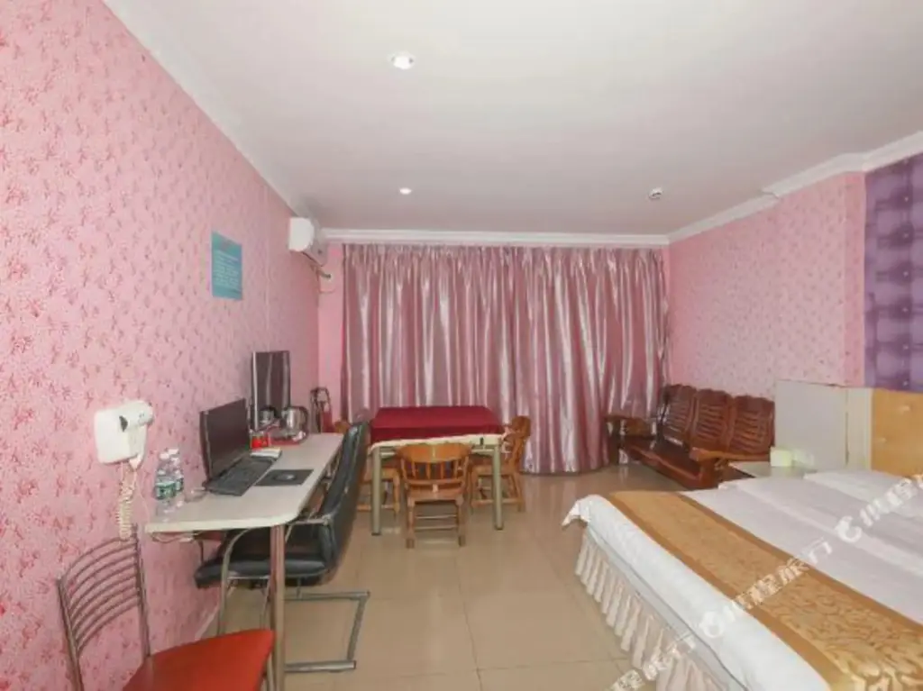 Шэньчжэнь: Kanghua Hotel (Shenzhen Gongming Square Subway Station Branch)