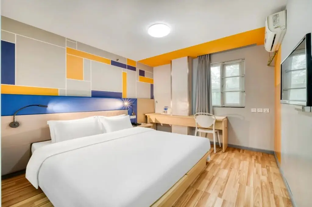 Чэнду: 7Days Inn (Chengdu Sichuan Normal University Chenglong Campus Jingji Harbor)