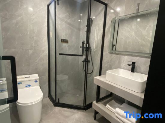 Нинбо: Poli Light Hotel (Beilun Port Area)