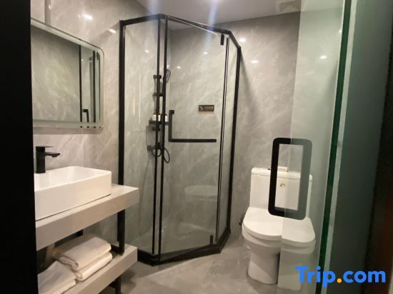 Нинбо: Poli Light Hotel (Beilun Port Area)