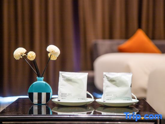Вэньшань: Rezen Select Hotel (Wenshan Dongfeng Road Pedestrian Street)