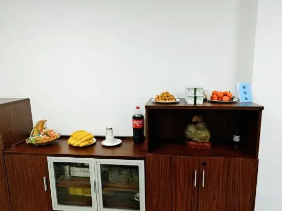 Иньчуань: Wuhua Tianyue Hotel (Yinchuan High-speed Railway Station Branch)