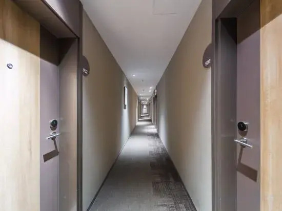 Шэньян: Homeinn·NEO(Shenyang Tiexi Square Glide Shengjing Hospital Xinghua Metro Station)