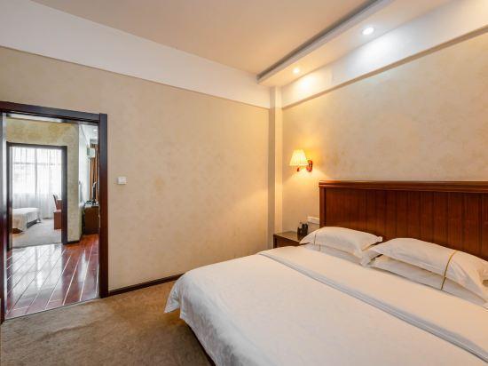 Дали: Shengshi Hongbang Hotel