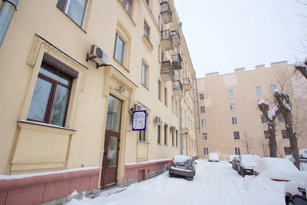 Санкт-Петербург: Апартаменты на Большом