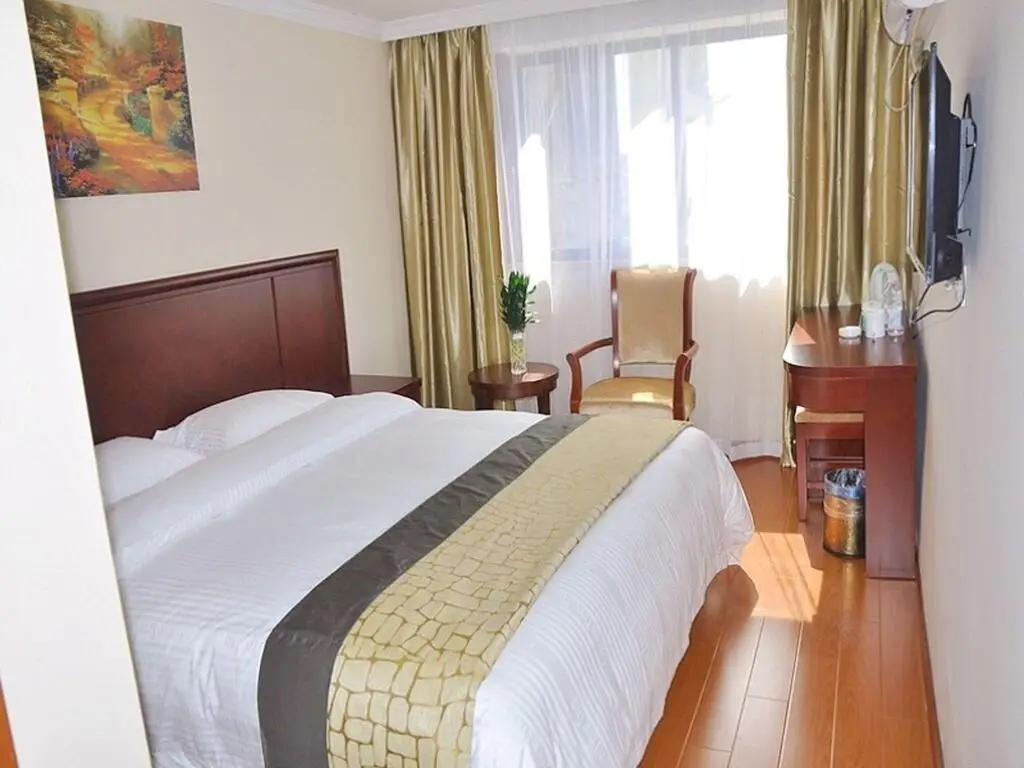 Шанхай: Greentree Inn Convention Center Beidi Road Hongxu