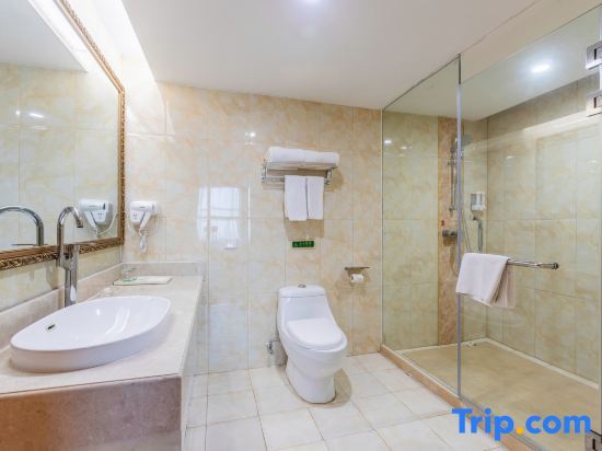 Лиаоченг: Vienna International Hotel