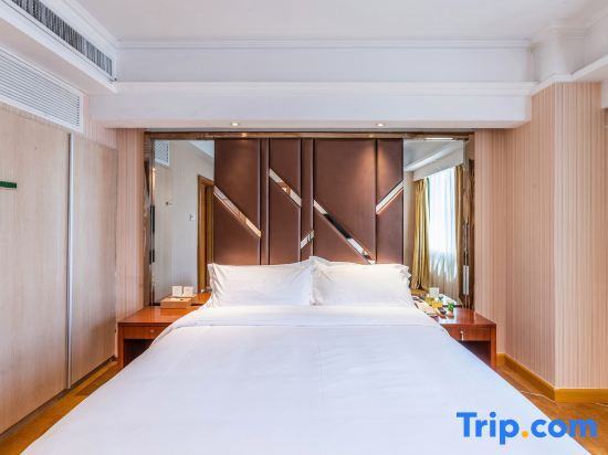 Лиаоченг: Vienna International Hotel